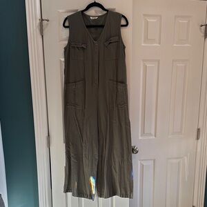 The shanty Sleeveless Olive Green Jumpsuit